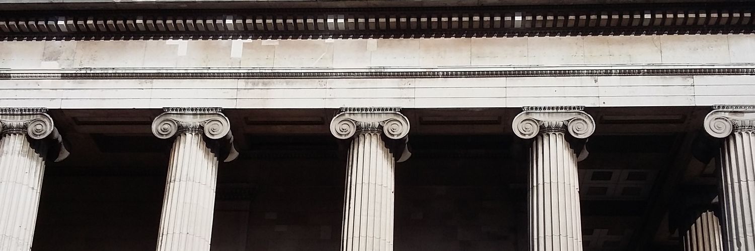 Dr Vicky Donnellan 💙🧡 banner