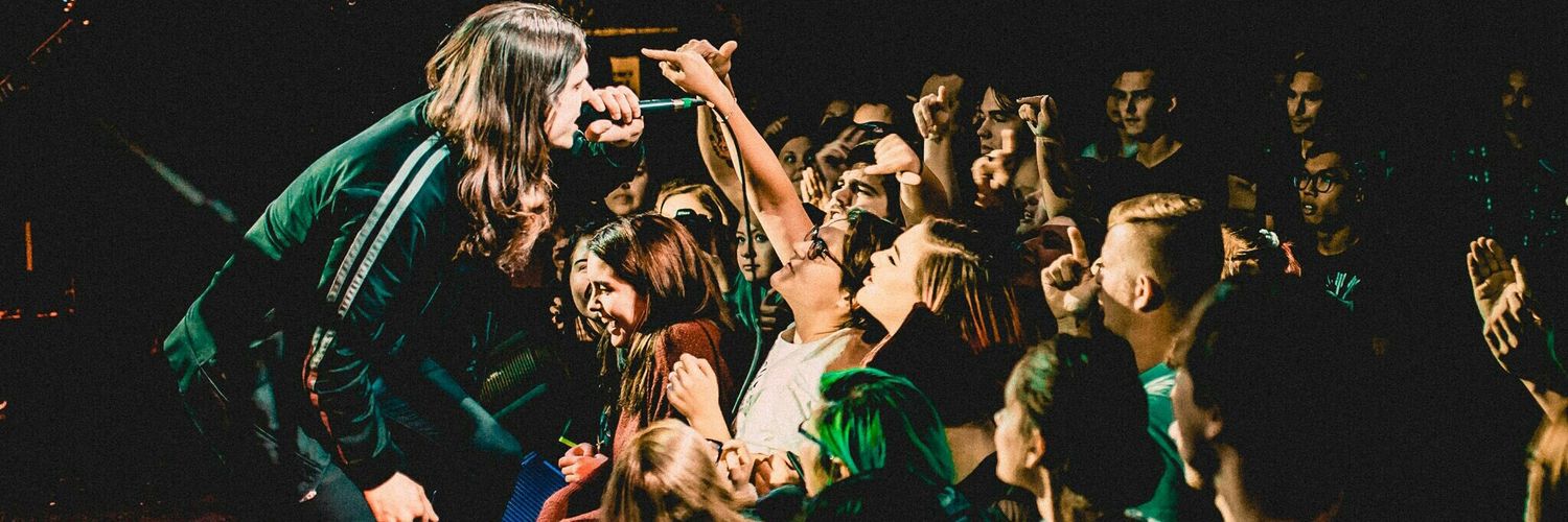 sizeofhemoon's profile banner image