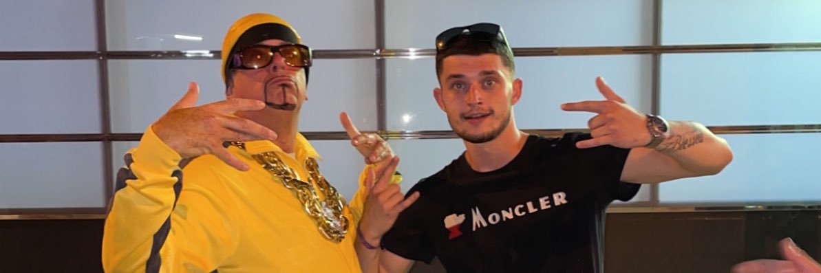 aaron_grange's profile banner image