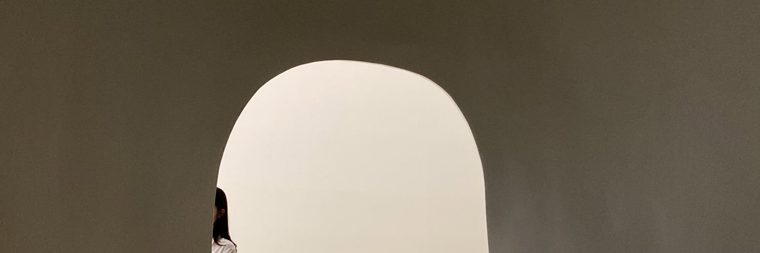karroooi's profile banner image
