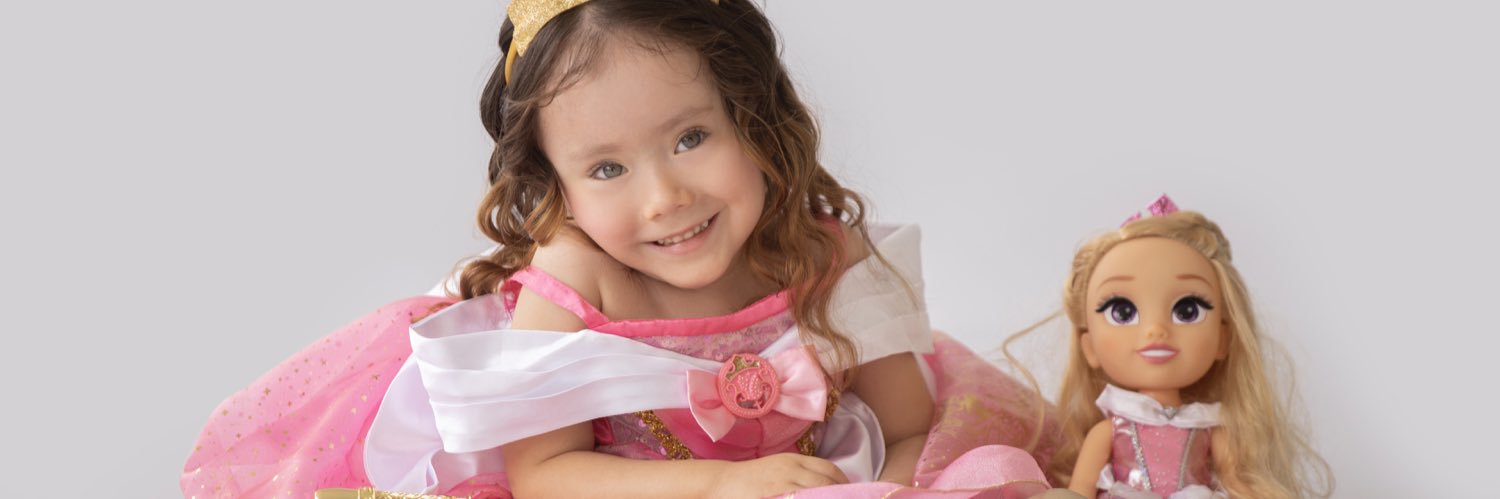angelaroac's profile banner image