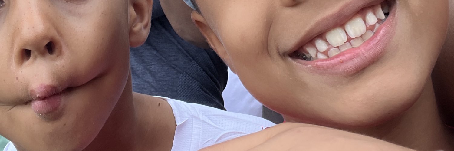 chlohyuga's profile banner image