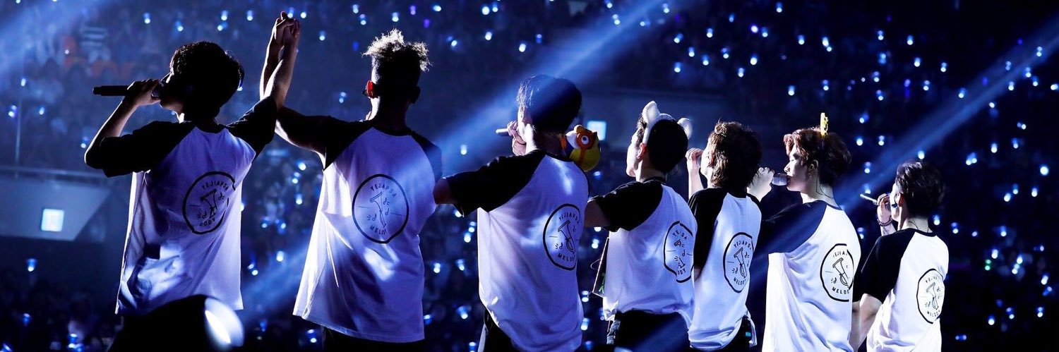 “รูปนี้เป็นสีฟ้า” melody 💙💫 ♫ ☆ banner