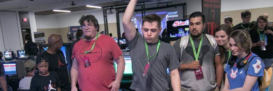 Let's Play Gaming Expo 🎮 banner