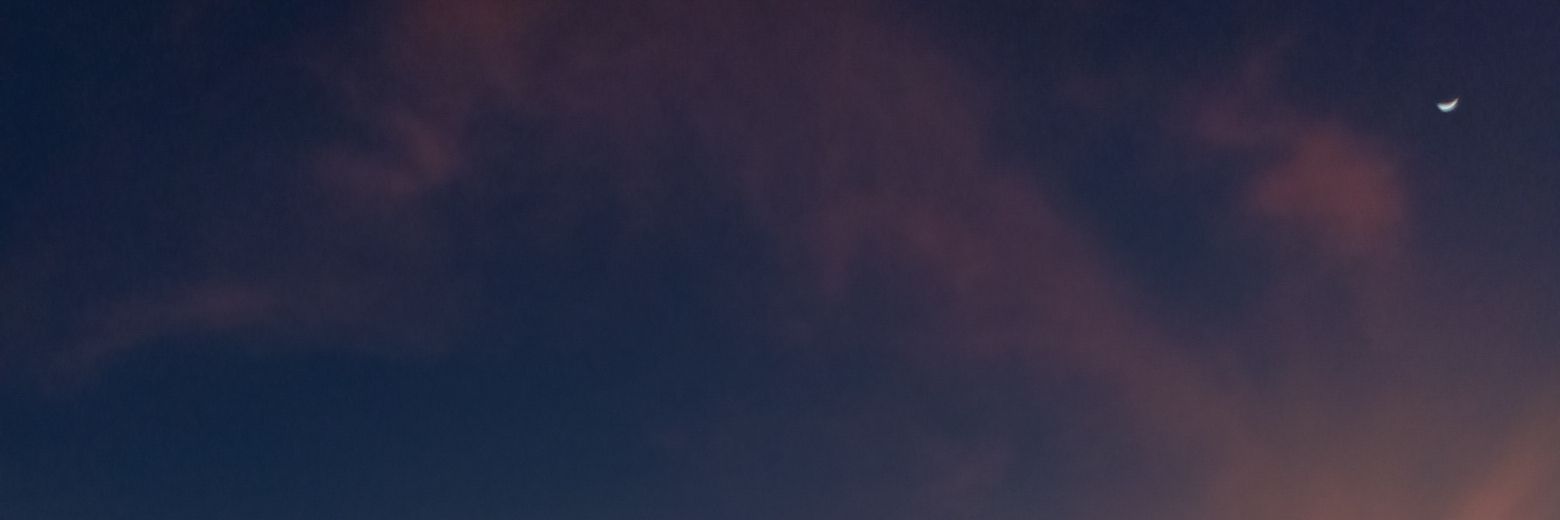 moonslwlyrising's profile banner image