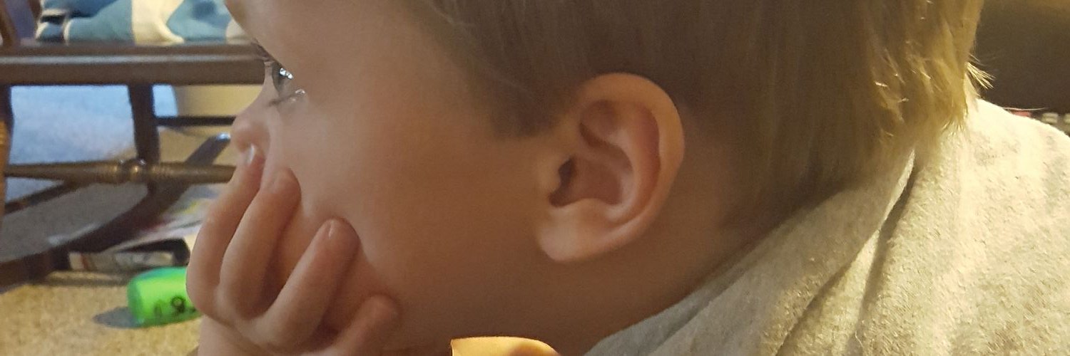 yeatrain's profile banner image