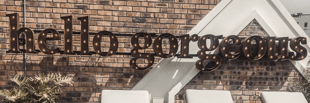 debbi_nb's profile banner image
