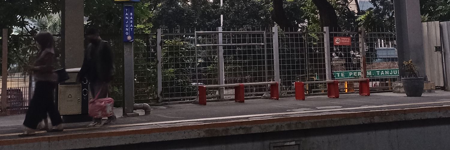 helmyzai's profile banner image