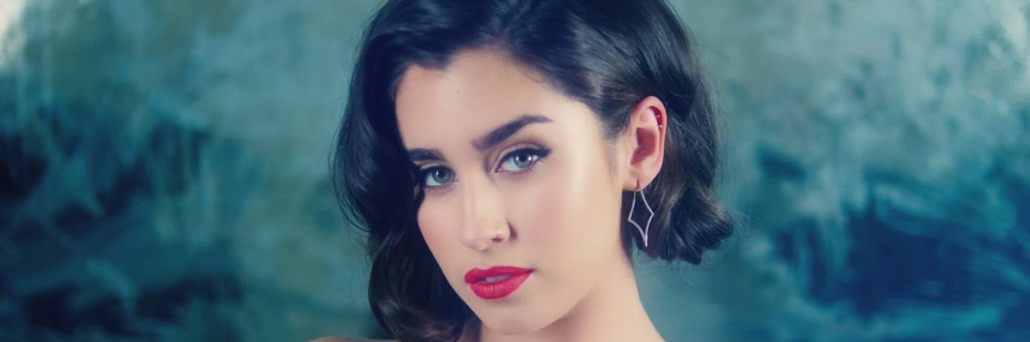 Estefa_1203's profile banner image