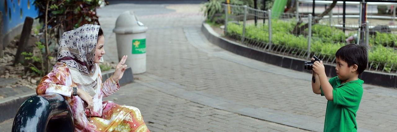 Aprilani Yustin F. banner