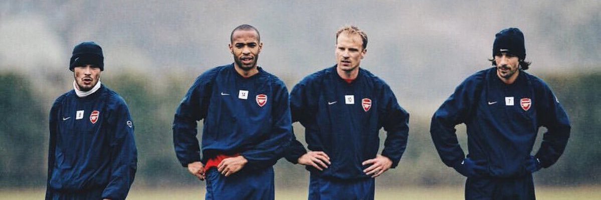 enak aja mundur banner