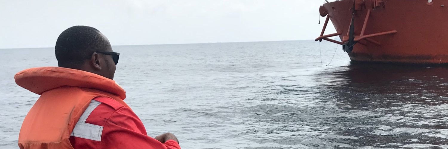 Ebi_douwei's profile banner image