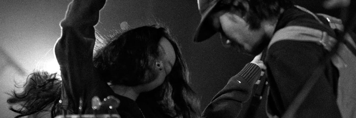 renisaarr's profile banner image