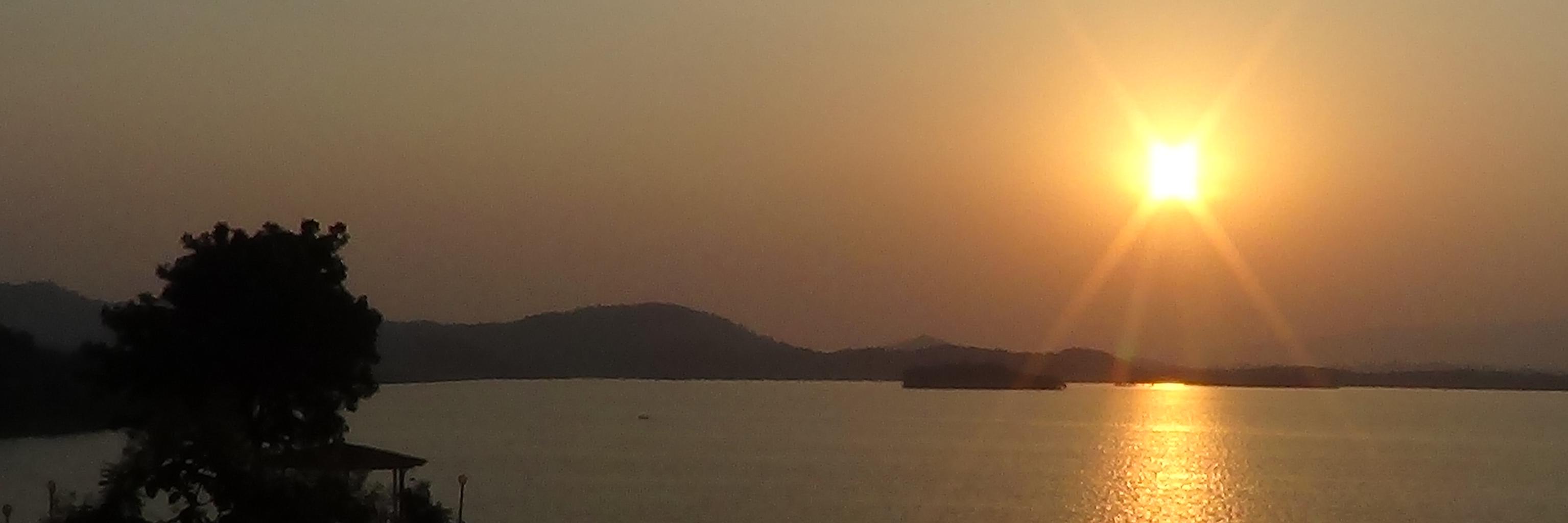 R20thakur's profile banner image