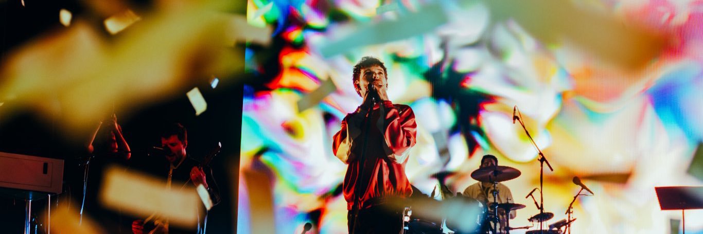 louislovesaveus's profile banner image