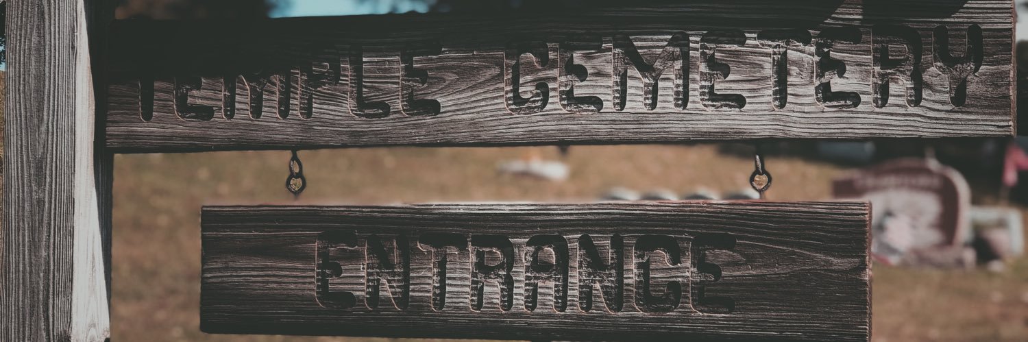 DesdeMona Catherine banner