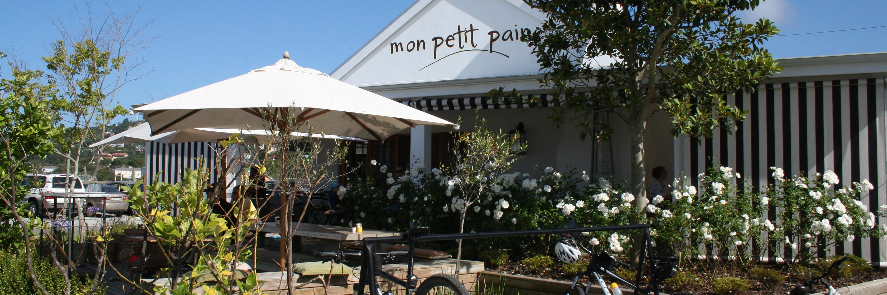 MonPetitPain's profile banner image
