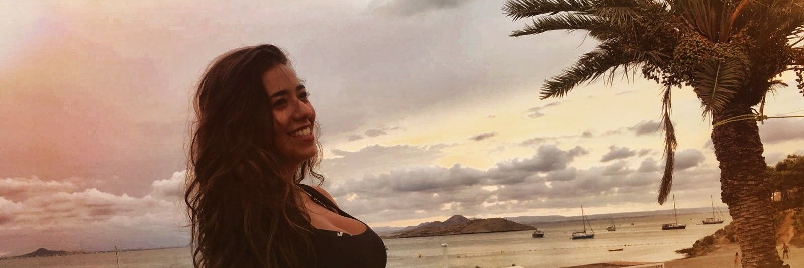 26Raquel's profile banner image