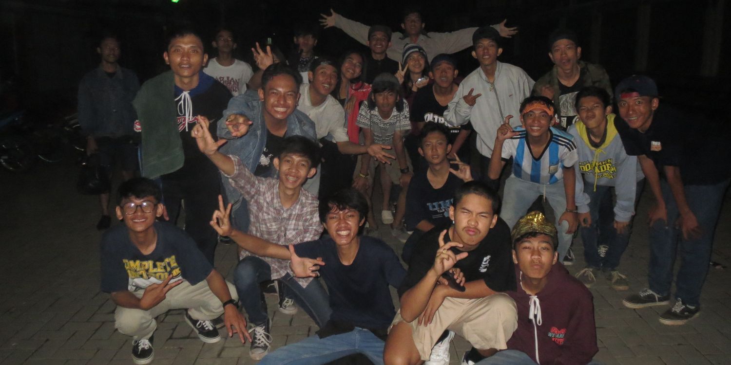 SM13_FAMILIA's profile banner image