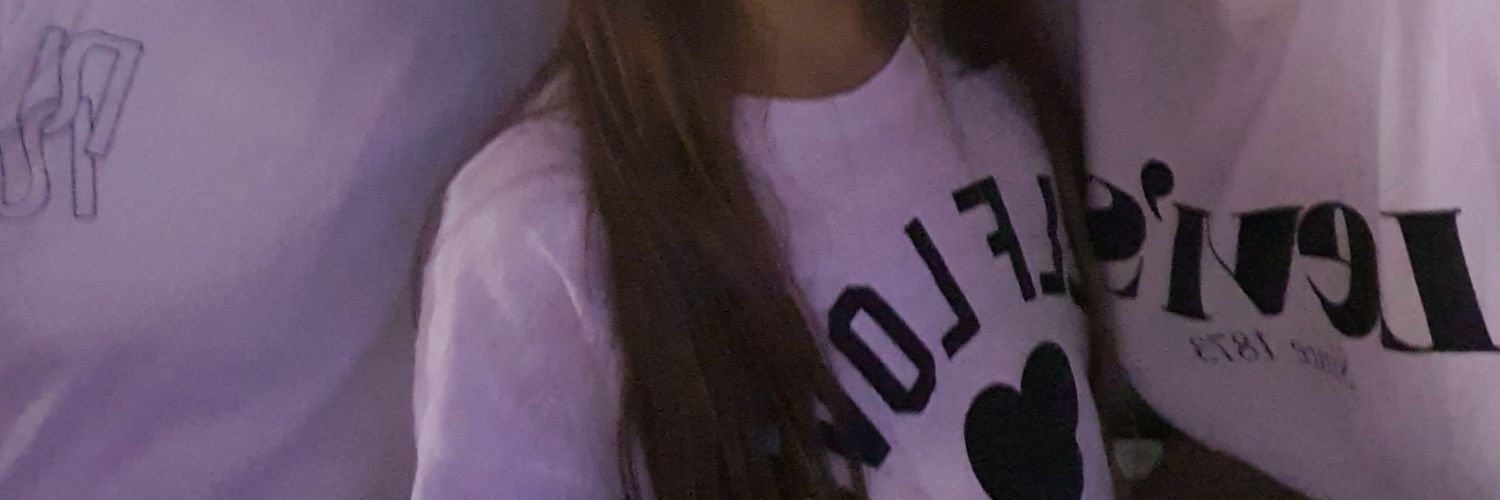 Harrietsquire's profile banner image