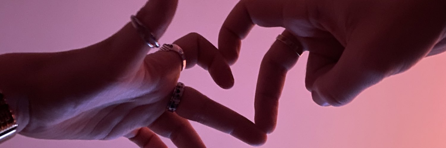 PaailletteL's profile banner image