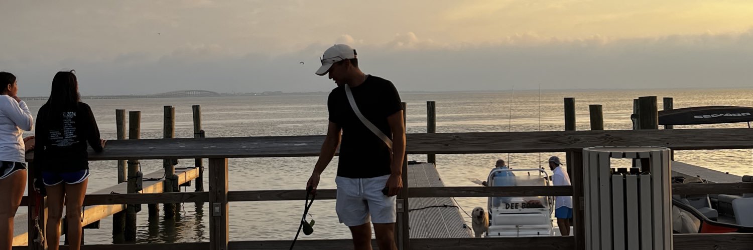 robledo_ryan's profile banner image