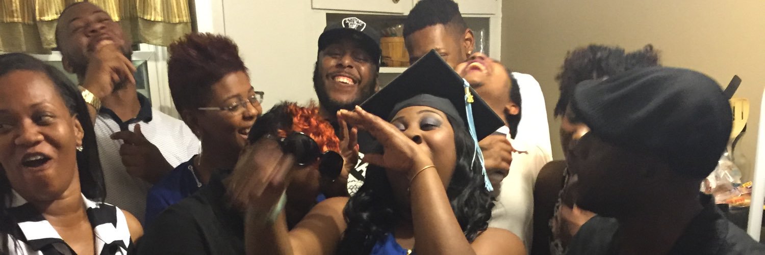 itsprettyMAJOR's profile banner image