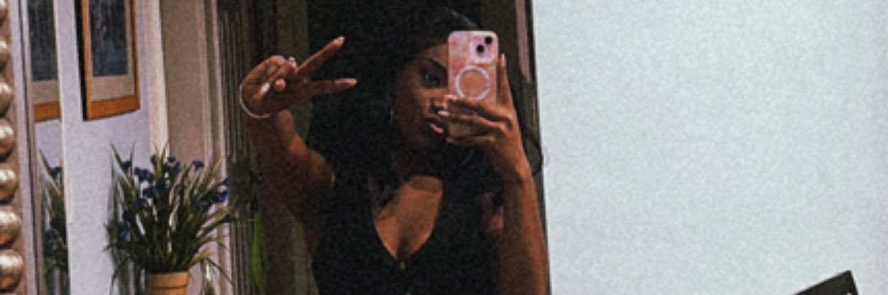 maimarieee's profile banner image