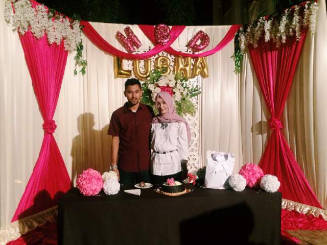 cutLubna's profile banner image