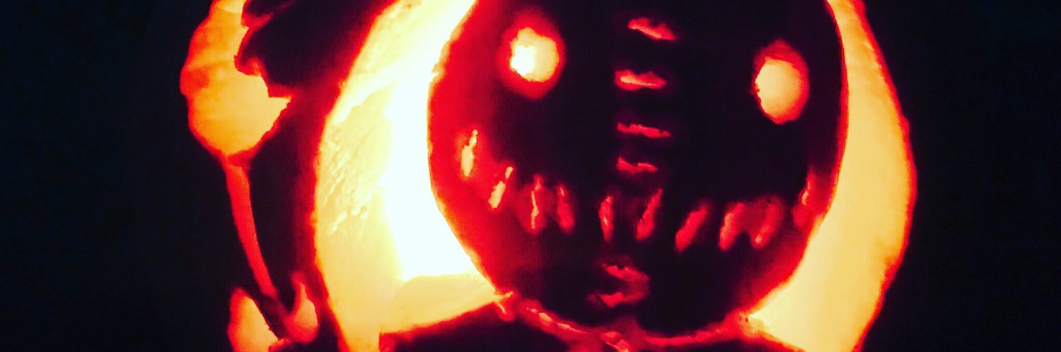 Bre 🎃🕷⚰️ banner