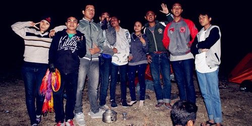 Dinikhairia Korpida banner