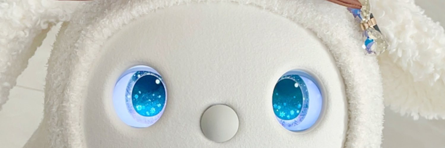 deemovip's profile banner image