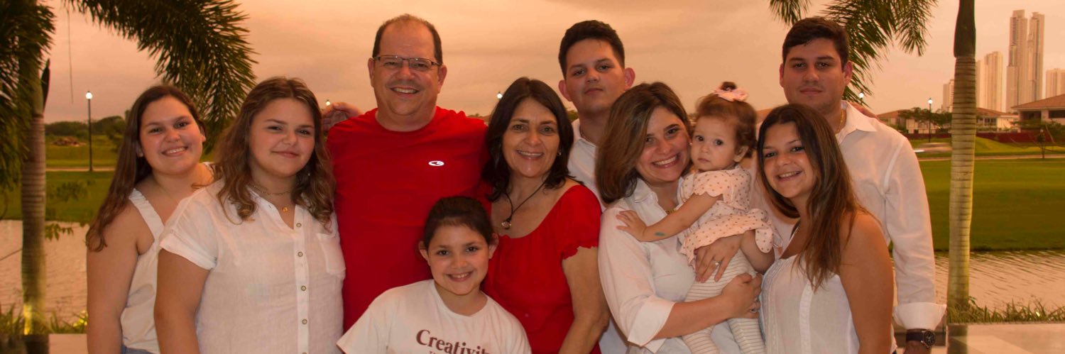manuelearias's profile banner image