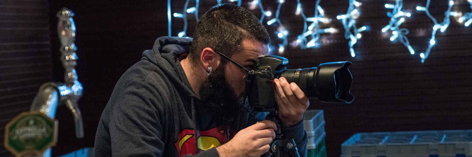 Manulol8's profile banner image