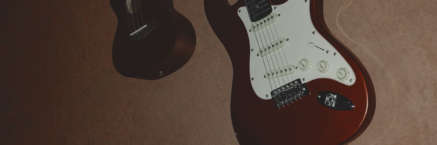 rlynaut's profile banner image