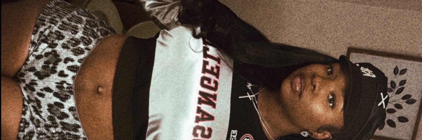 nashelley_'s profile banner image