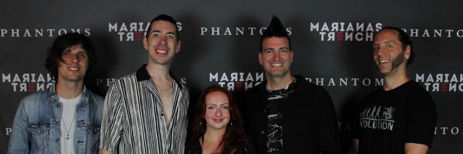 Becca_E_B's profile banner image