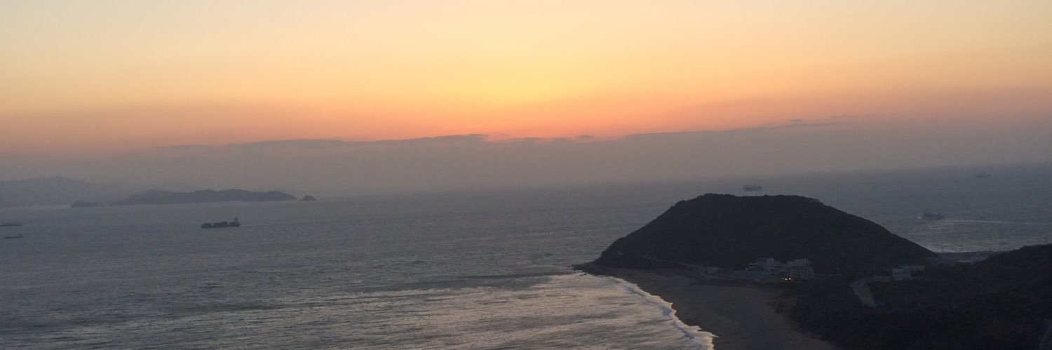 ry050's profile banner image