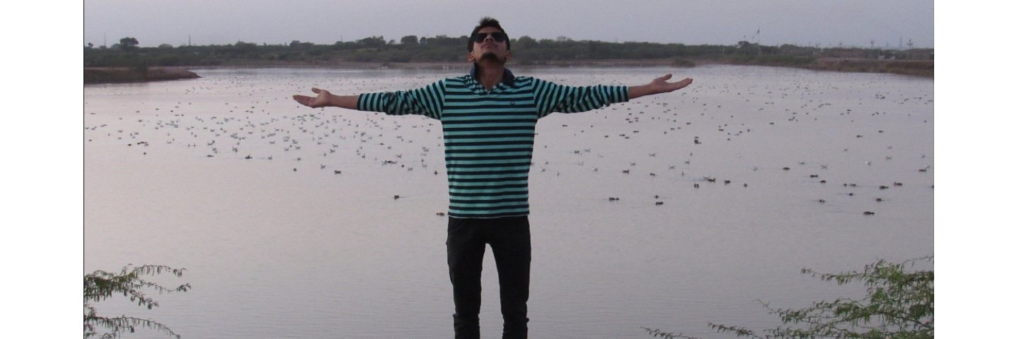 AndhariyaS's profile banner image