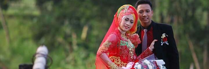 anang_right's profile banner image