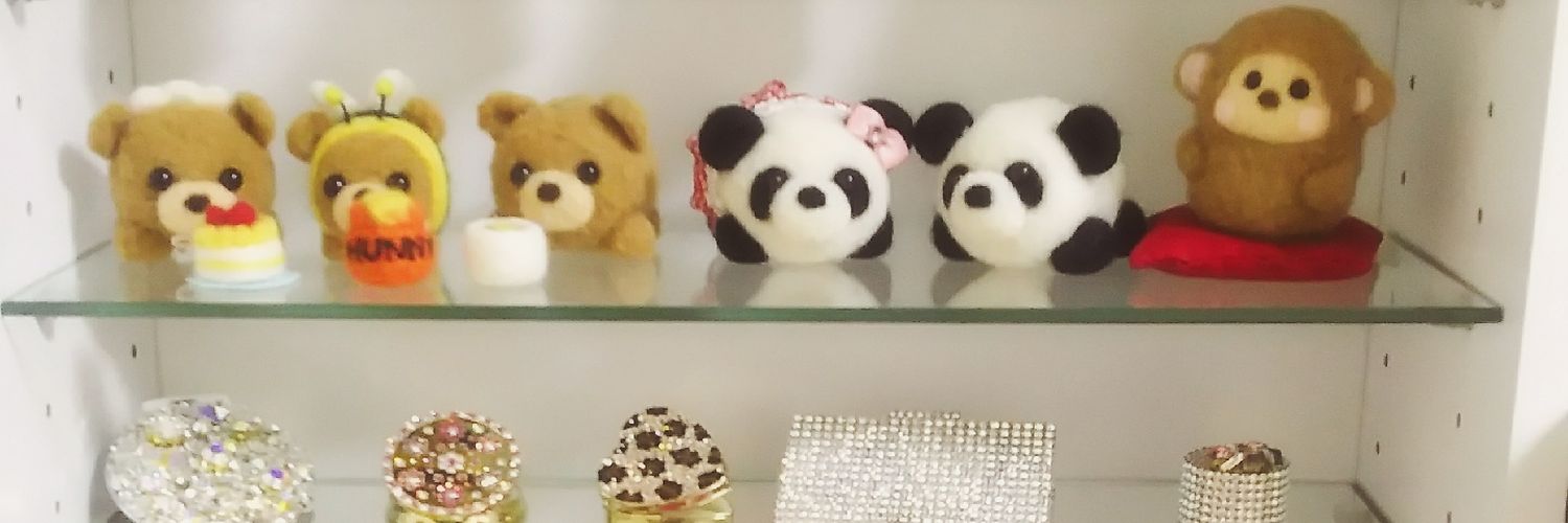 sweetbearhouse's profile banner image
