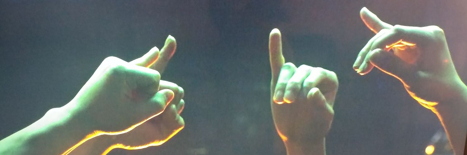 IksuNeedsLove's profile banner image