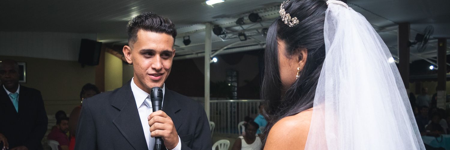 julianaaa021's profile banner image