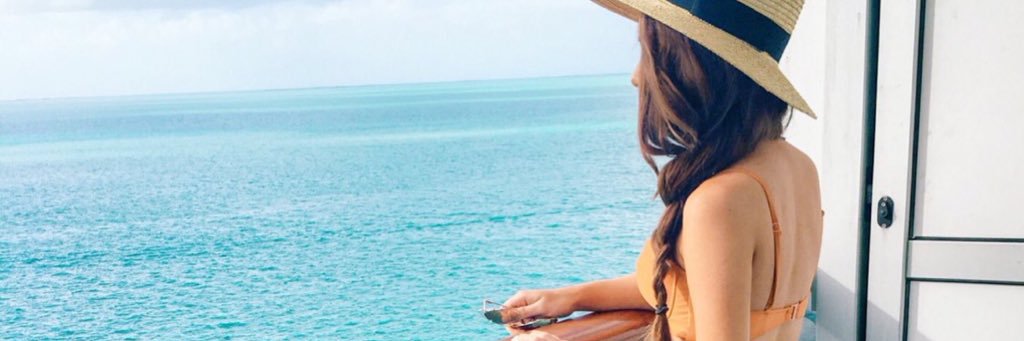SimpliSara's profile banner image