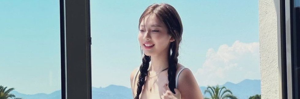 Cofiien's profile banner image