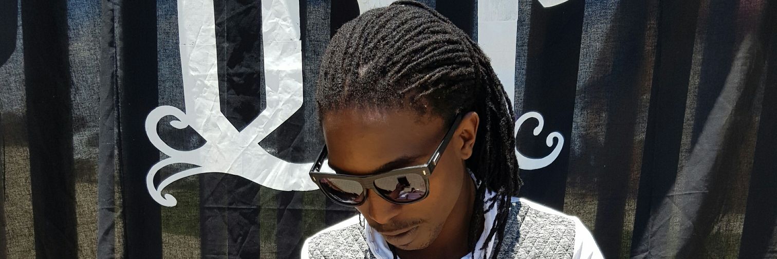 MniTrell's profile banner image
