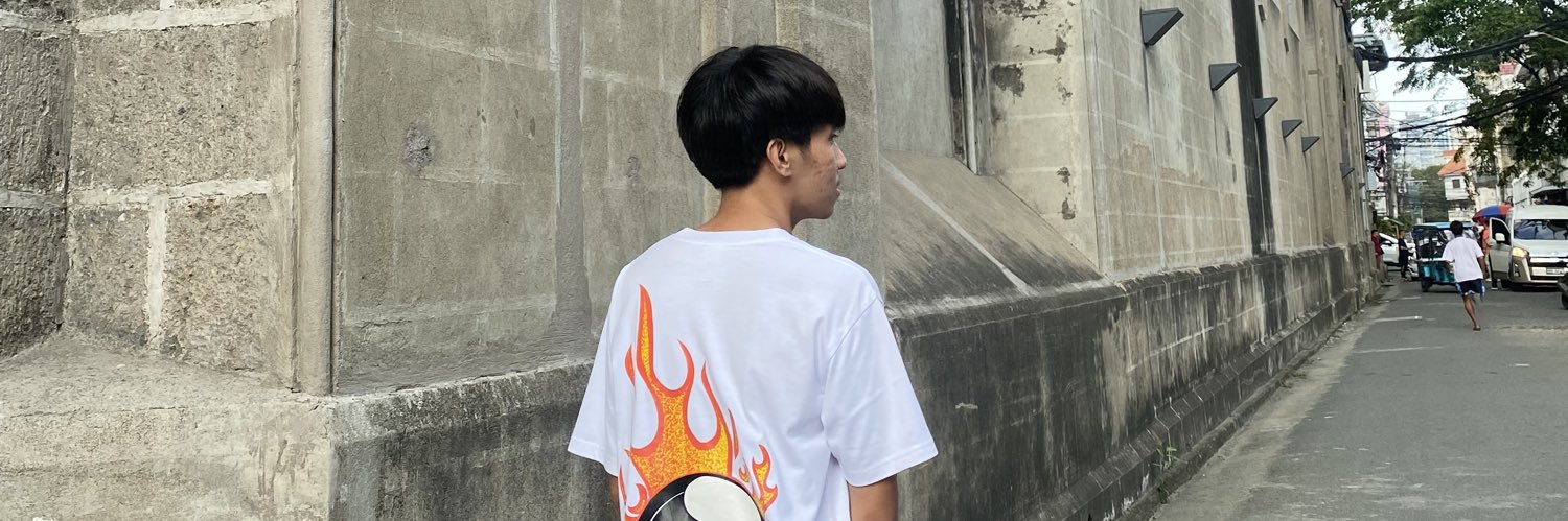 jeanneislaaa's profile banner image