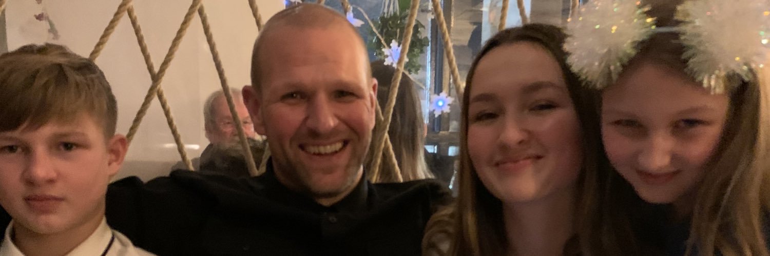ianwhit1973's profile banner image
