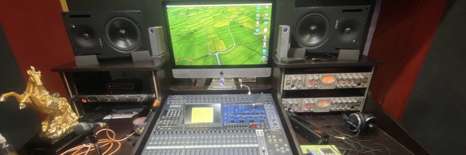 derickstudios's profile banner image