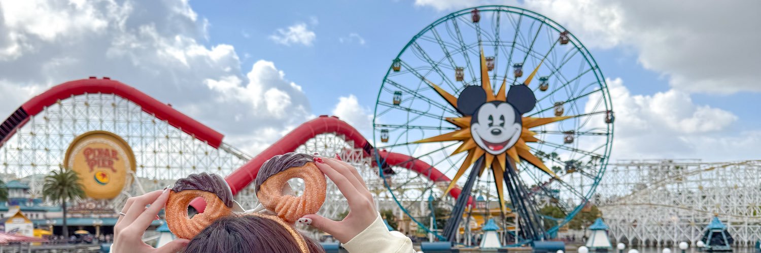 disneyuna's profile banner image
